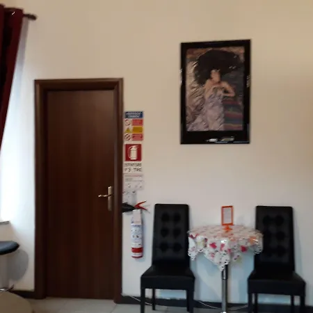 호텔 Houston - Esclusivamente Turistica - Not For Business Or Workers 리보르노