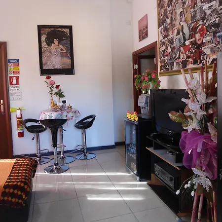 Hotel Houston - Esclusivamente Turistica - Not For Business Or Workers