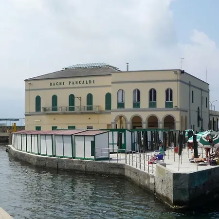 Houston - Esclusivamente Turistica - Not For Business Or Workers Livorno