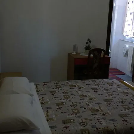 Houston - Esclusivamente Turistica - Not For Business Or Workers Hotel Livorno