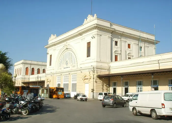 Houston - Esclusivamente Turistica - Not For Business Or Workers Hotel Livorno